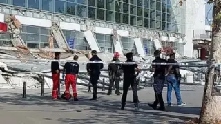 Кървав петък в Нови Сад! Извадиха много трупове изпод рухналата гара ВИДЕО