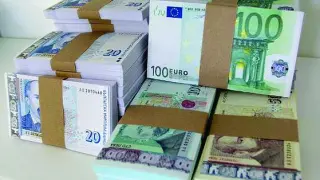 БНБ обяви новите милионери, но бие аларма за голяма тревога