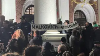 Колко лош е лошият Малкович? Вижте текста на "обидната" пиеса СНИМКИ