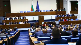 Удряме на камък: 4 тежки проблема пред съставянето на правителство