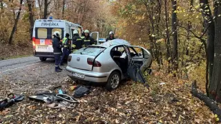 Жестоко меле на Подбалканския път, блокадата е пълна на...