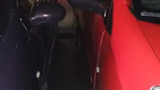 Хакер в паркирането шашна всички СНИМКИ