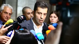 Стефан Ташев: Истерията на Кирил Петков е обяснима, страх го е  