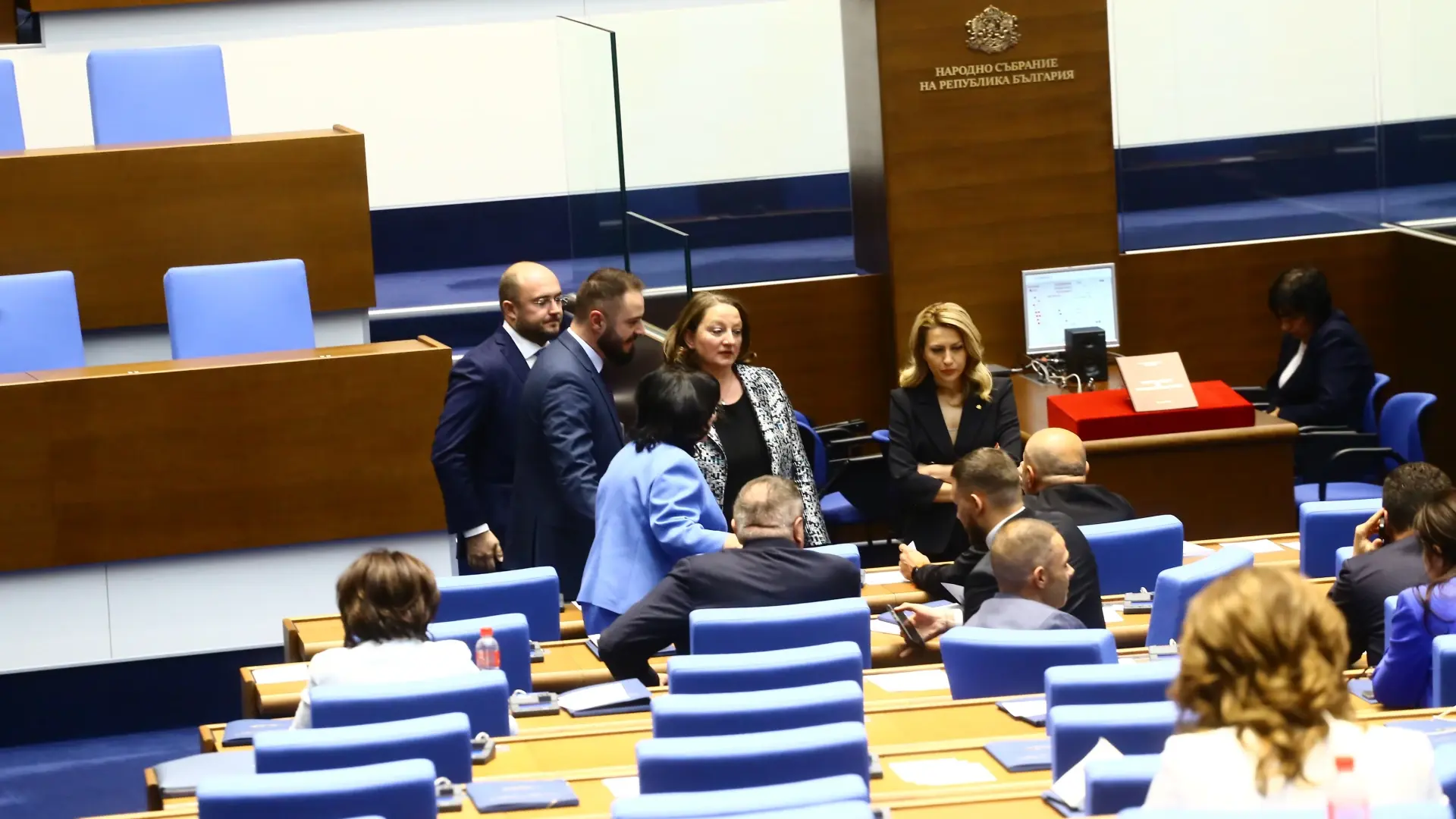 Депутатите пак се събират, иде ли нов фалстарт?