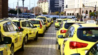 Софиянци на тръни: Ето какви ще са новите цени на такситата!