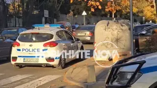 Невиждан кървав екшън в Бургас! 20 въоръжени полицаи нахлуха в жилище, защото... ВИДЕО