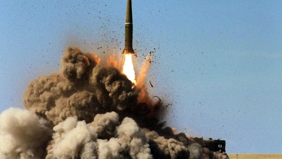 "Ройтерс": Новата руска ракета поразила Днипро с чудовищна скорост