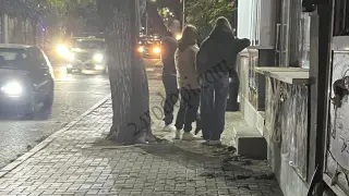 Балонче, кенче и кондомче: Нощният живот на разгонения БГ тийн