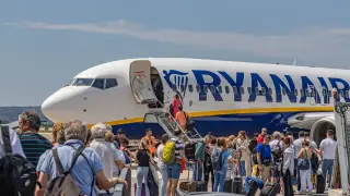 Драма със самолет на Ryanair, българи са в капан Снимка