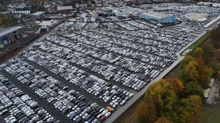 Автомобилната криза в Германия: Никой не купува нови коли, шокираща СНИМКА 