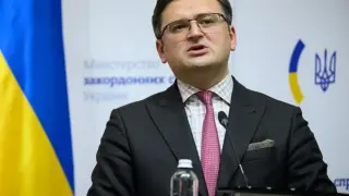 Кулеба скочи остро на Запада: Не е в състояние да защити себе си и всичко това, за което се застъпва