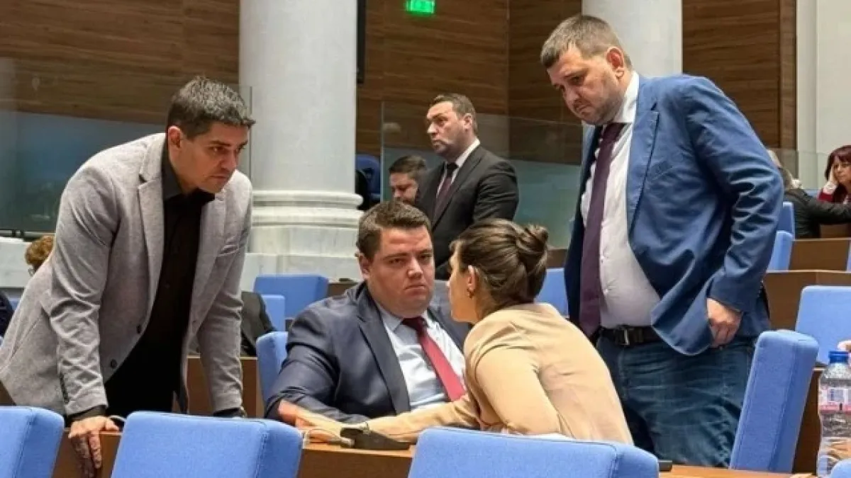 Сензационна мълва за Радостин Василев и Лена Бориславова СНИМКИ
