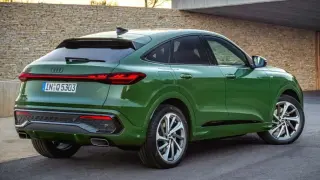 Стилен дизайн: Audi представи обновените Q5 и SQ5 Sportback СНИМКИ