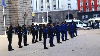 Политолог предупреди за протести: Дойде сметката за 4 години политическа криза 