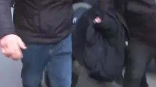 Кръв се лее в Тбилиси: Лидерът на опозицията е пребит и арестуван ВИДЕО 18+