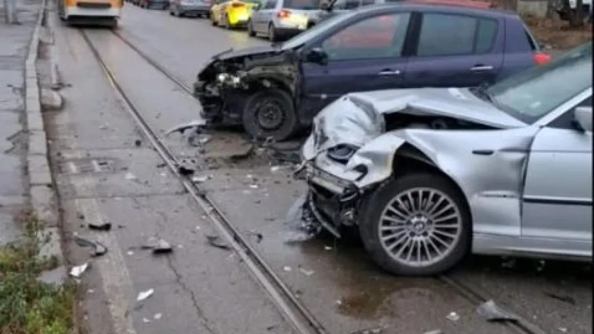 Двама джигити се удариха за добро утро в София СНИМКИ