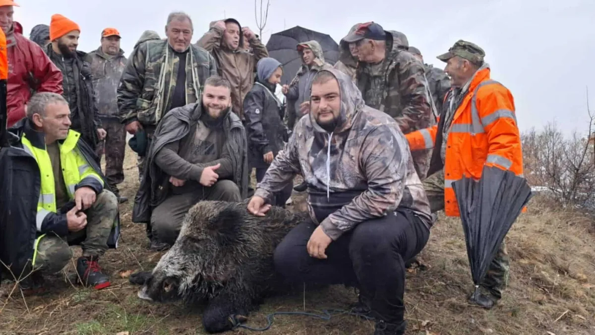Авджия повали царя на Западните Родопи СНИМКА 