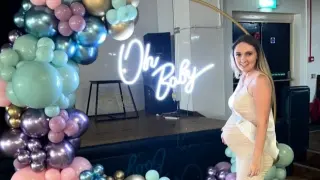 Бет отиде на лекар за болки в стомаха, но онемя от чутото от лекарите СНИМКИ