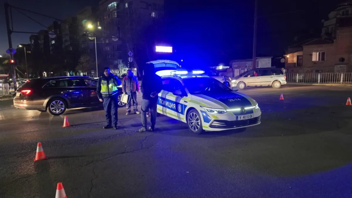 Ад в Ямбол: Майка и децата й изчакваха зелено, последва адска трагедия СНИМКИ 18+