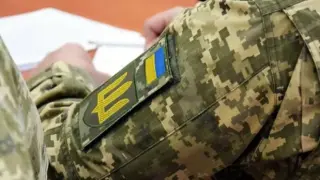Издевателства над военни и изнудване: Сирски отстрани командира на 211-та бригада на ВСУ