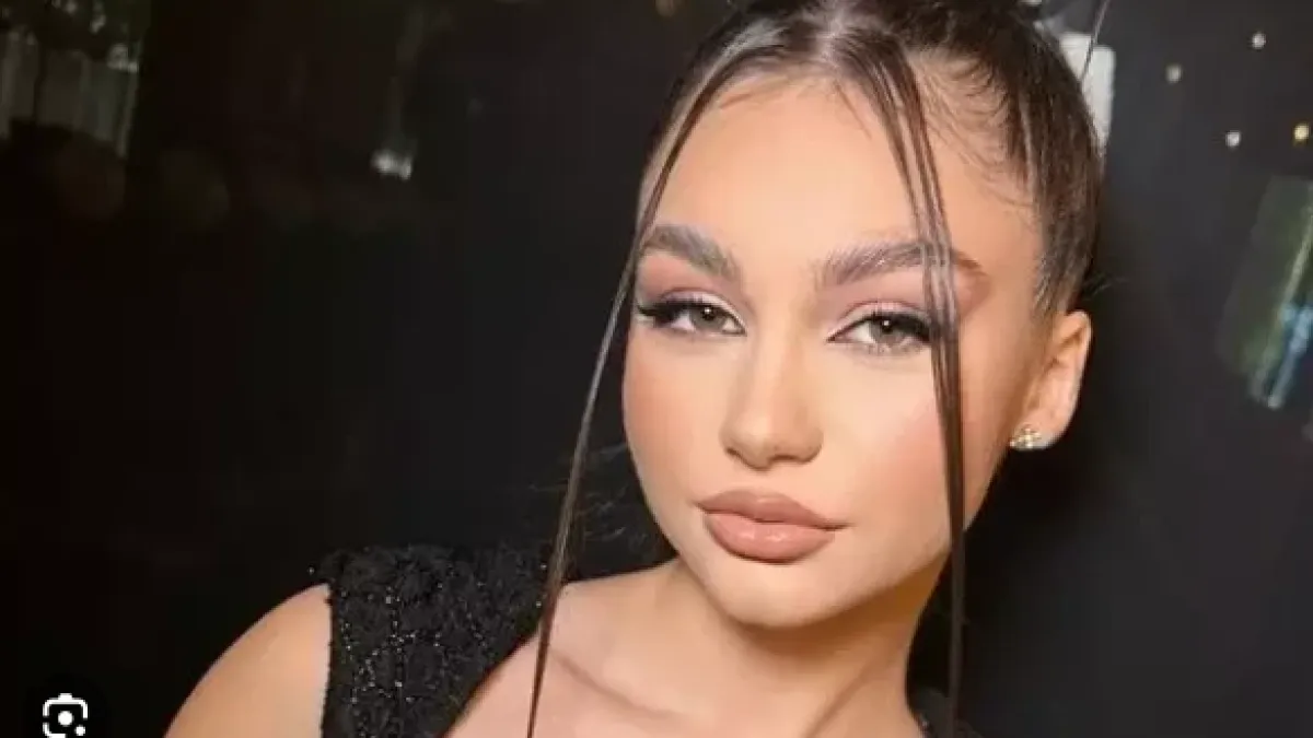 Крисия обяви, че чака бебе СНИМКА