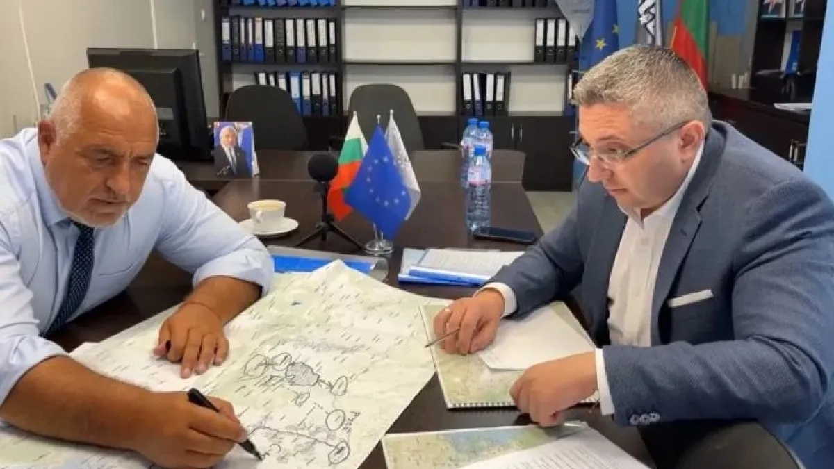 Човек на Борисов с голяма новина за АМ "Струма", припомни какви ги вършеха Кирил Петков и татко Петко