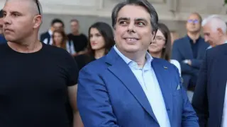 Съдът решава остава ли в ареста Лъчезар Ставрев, сътрудник на Асен Василев
