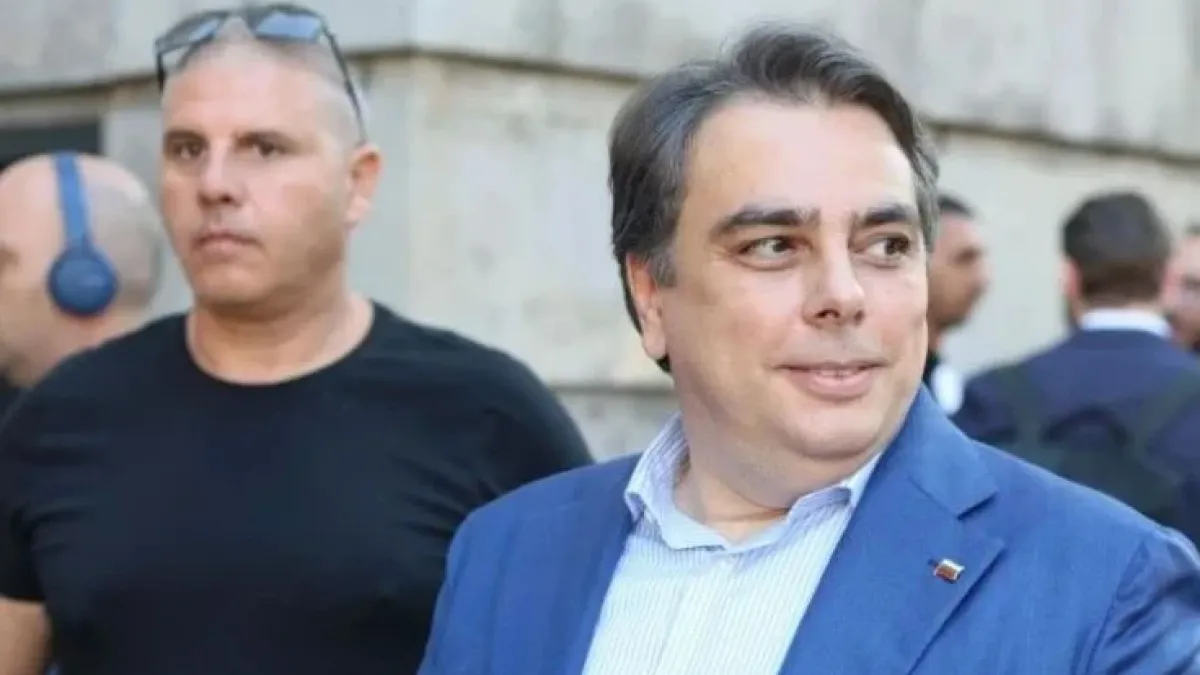 Таен свидетел закопава дясната ръка на Асен Василев, а други петима...