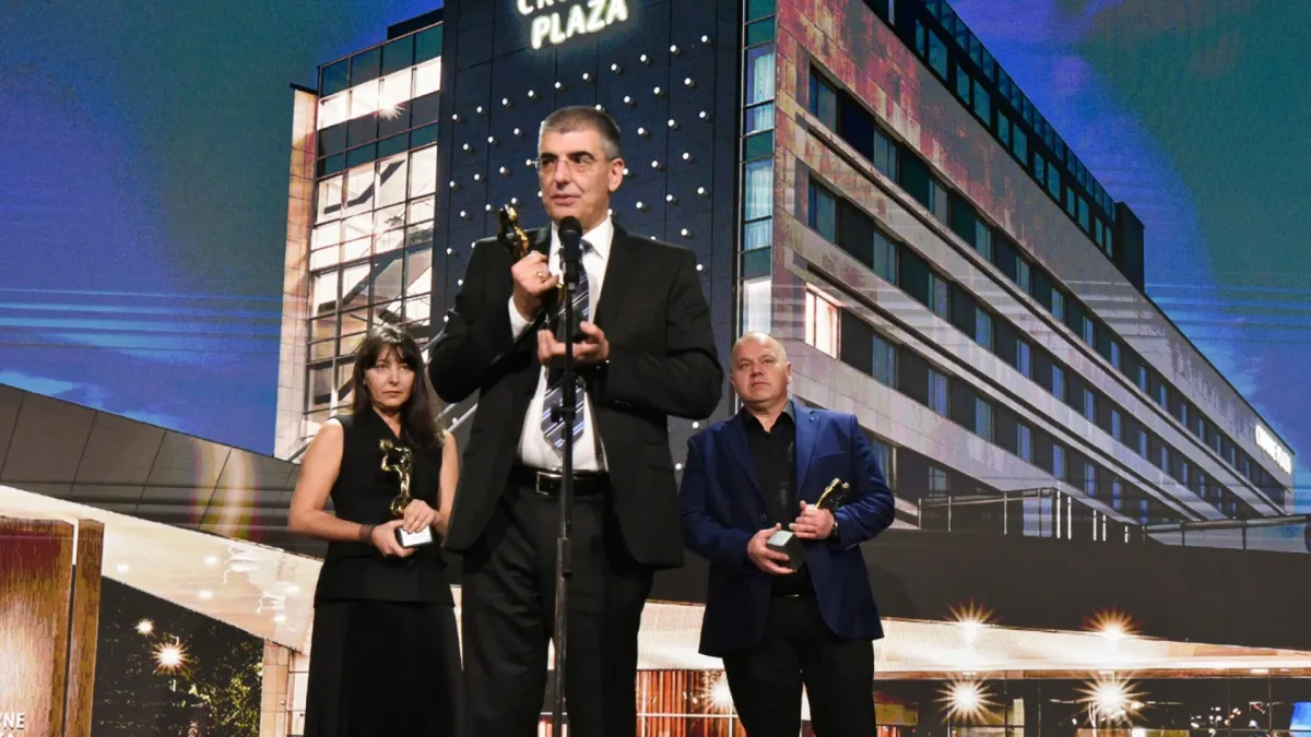 Crowne Plaza Sofia отличен със специална награда за дизайн и интегриране на съвременно българско изкуство в конкурса „Сграда на годината“