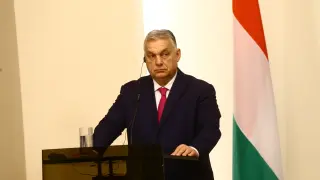 Така се прави! Орбан дава 14-а пенсия, а у нас кога? Видео