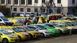 Такситата минават на евро за една нощ: без двойни цени, без изненади