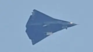 Military Watch: Китай показа първия тактически стелт бомбардировач в света! 