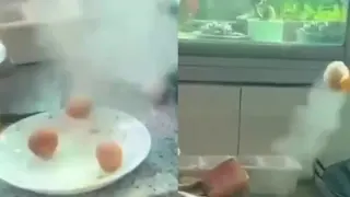 Заснеха на ВИДЕО какво се случва, ако изпържите картофите цели