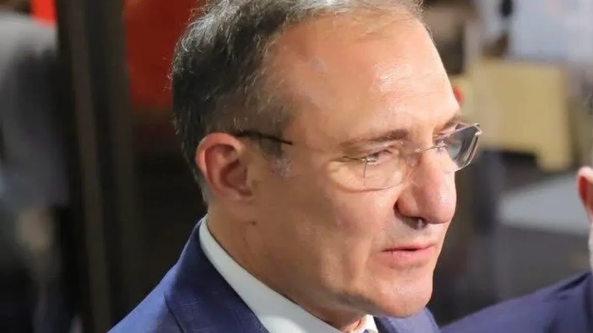 Борислав Гуцанов: Пълната невъзможност на ЕРП-тата да се справят с проблемите с тока е абсолютно скандална