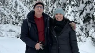 Акад. Денков изгря на СНИМКА с пудела