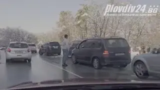 На слизане от хижа "Здравец": Задръстиха движението, за да... ВИДЕО