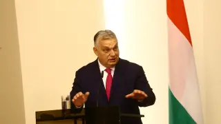 Наш човек в ЕС скочи остро на Орбан