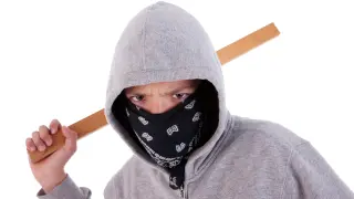 И това видяхме! Ученик удари полицай в Пловдив