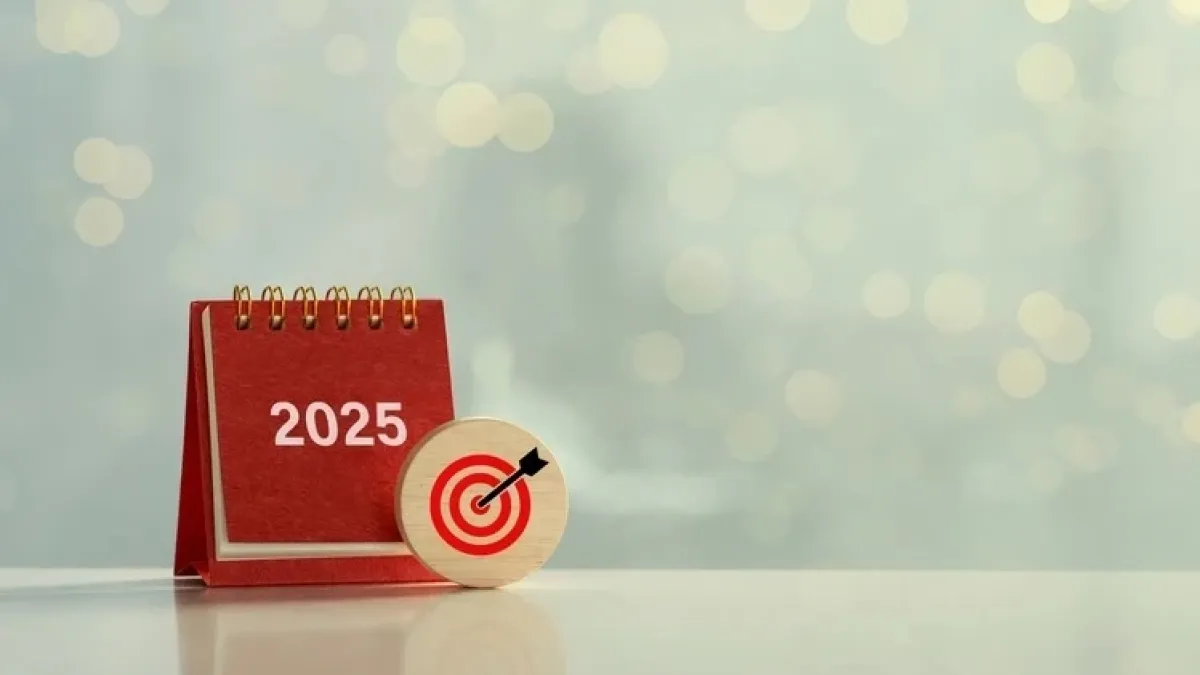 2025. Квадратната година. Какво носи за България?