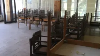 Култов хотел от соца е на тезгяха за цената на гарсониера СНИМКИ