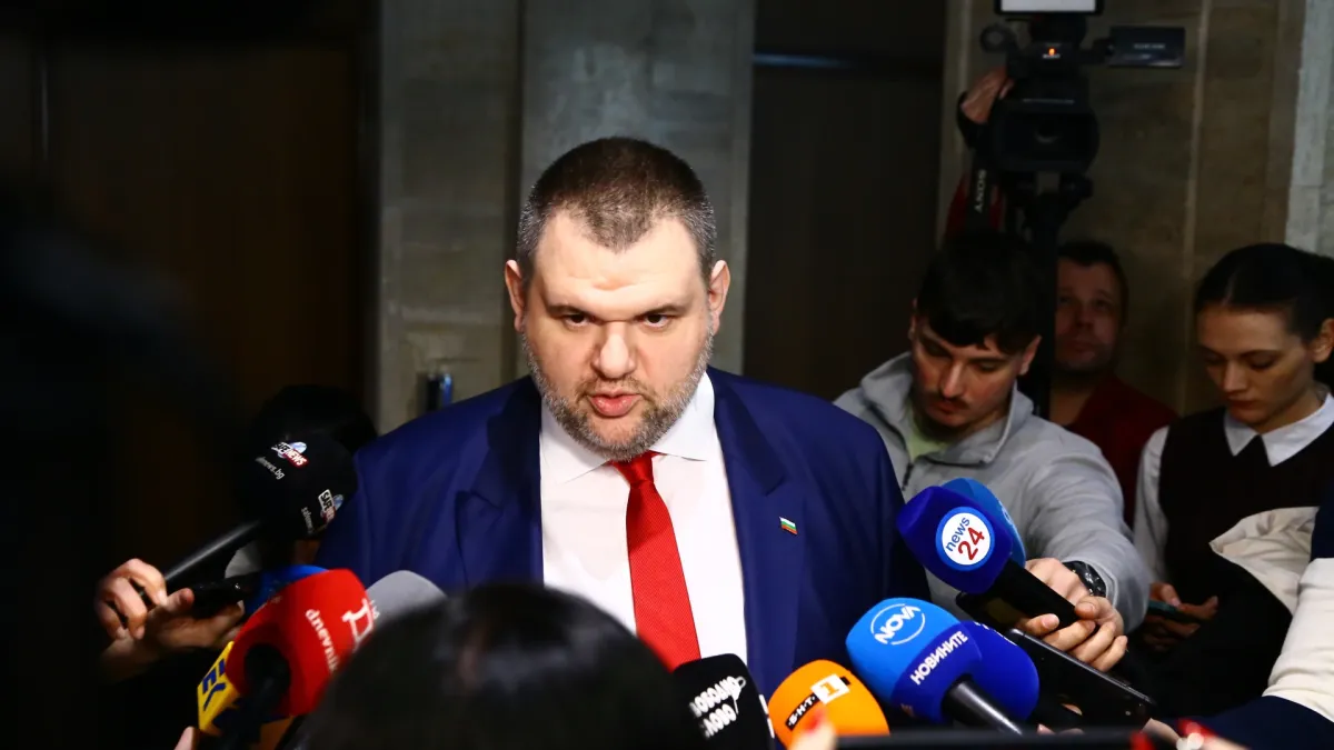 Георги Лозанов: Пеевски може да кара влака и от купето! Райчев: Пеевски е най-силният в държавата