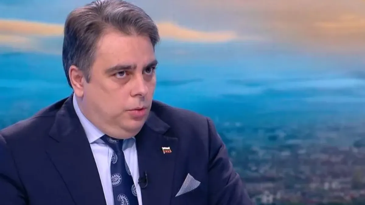 Василев тръгна по клюката, шокира с думи за преговорите между ГЕРБ-СДС и ДБ