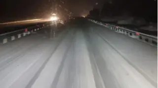 България в снежен капан, ето какво става на АМ "Тракия" СНИМКИ 