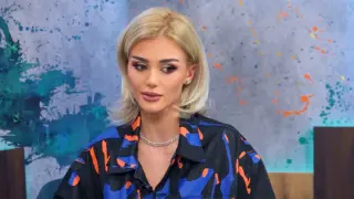 Певицата Лидия се пусна гола на снега СНИМКИ 18+