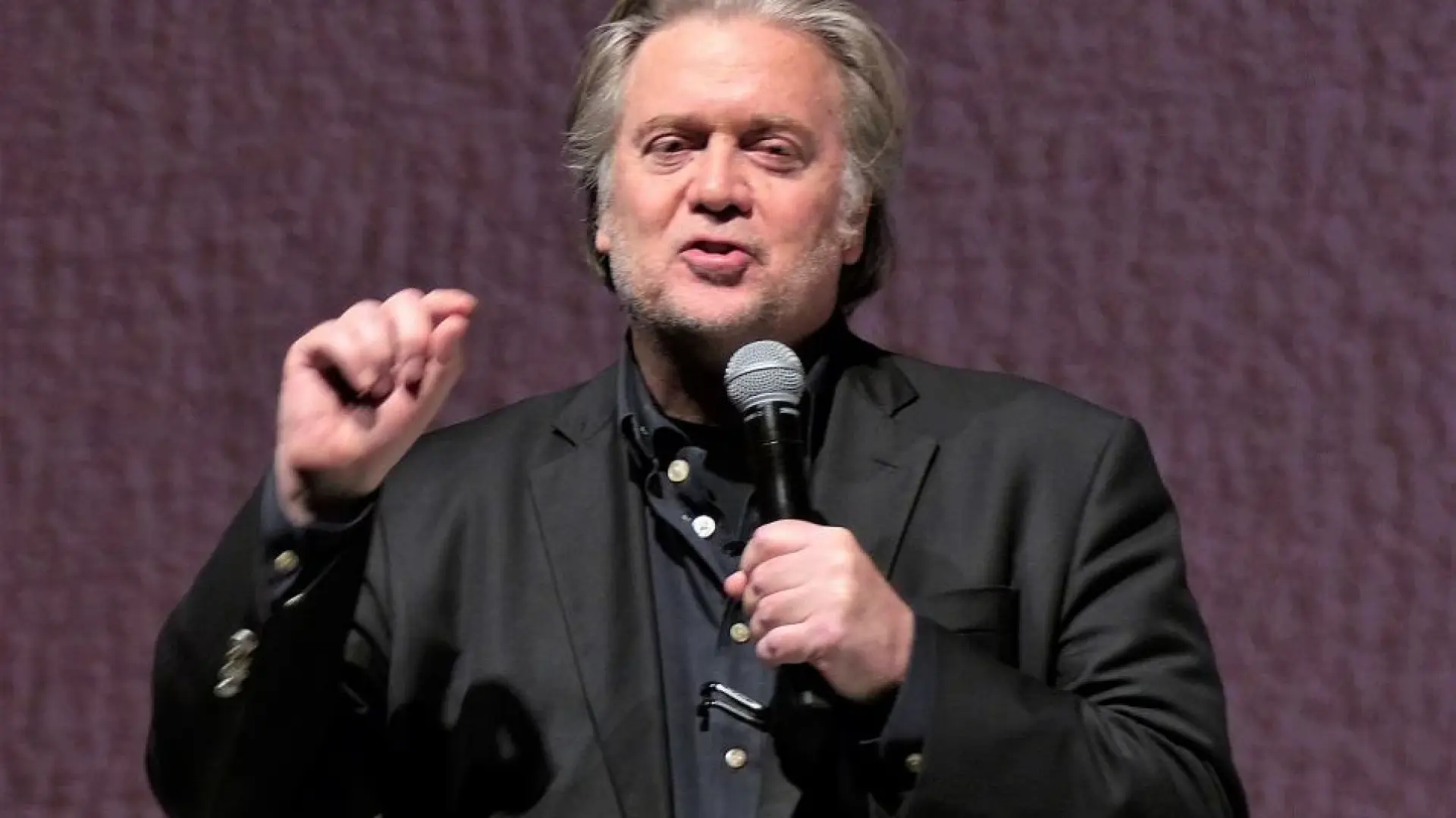 Война в MAGA: Близък до Тръмп иска да изхвърли Мъск, нарече го "истински зъл човек"