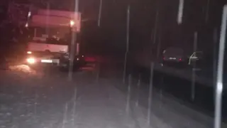 Ад на "Юндола", линейки летят към болницата 