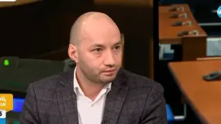 Политолог с мрачно бъдеще за кабинета, разкри каква е играта на Доган