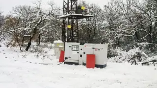 Бедствено положение: Села останаха без ток и телефон в снега 