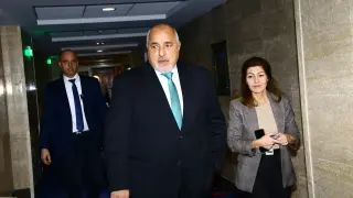 Трус в коалицията! Партньорите не могат да се разберат за...