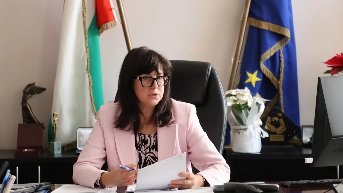 Здравният министър издаде нова заповед, забранява...